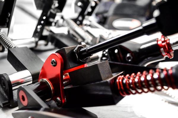 Hardware-Test: Fanatec ClubSport Pedale V3 - Rennsport-Feeling durch High-End-Technologie