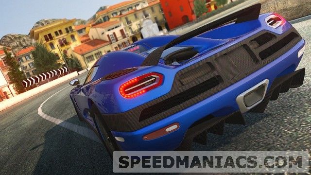 Auto Club Revolution: Neue Rennstrecke Lakeside Italia und Koenigsegg Agera am Start