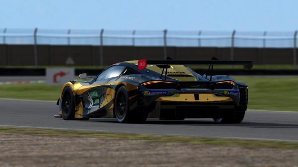 RaceRoom: Oktober-Update mit viel Feintuning und einem besonderen Experiement