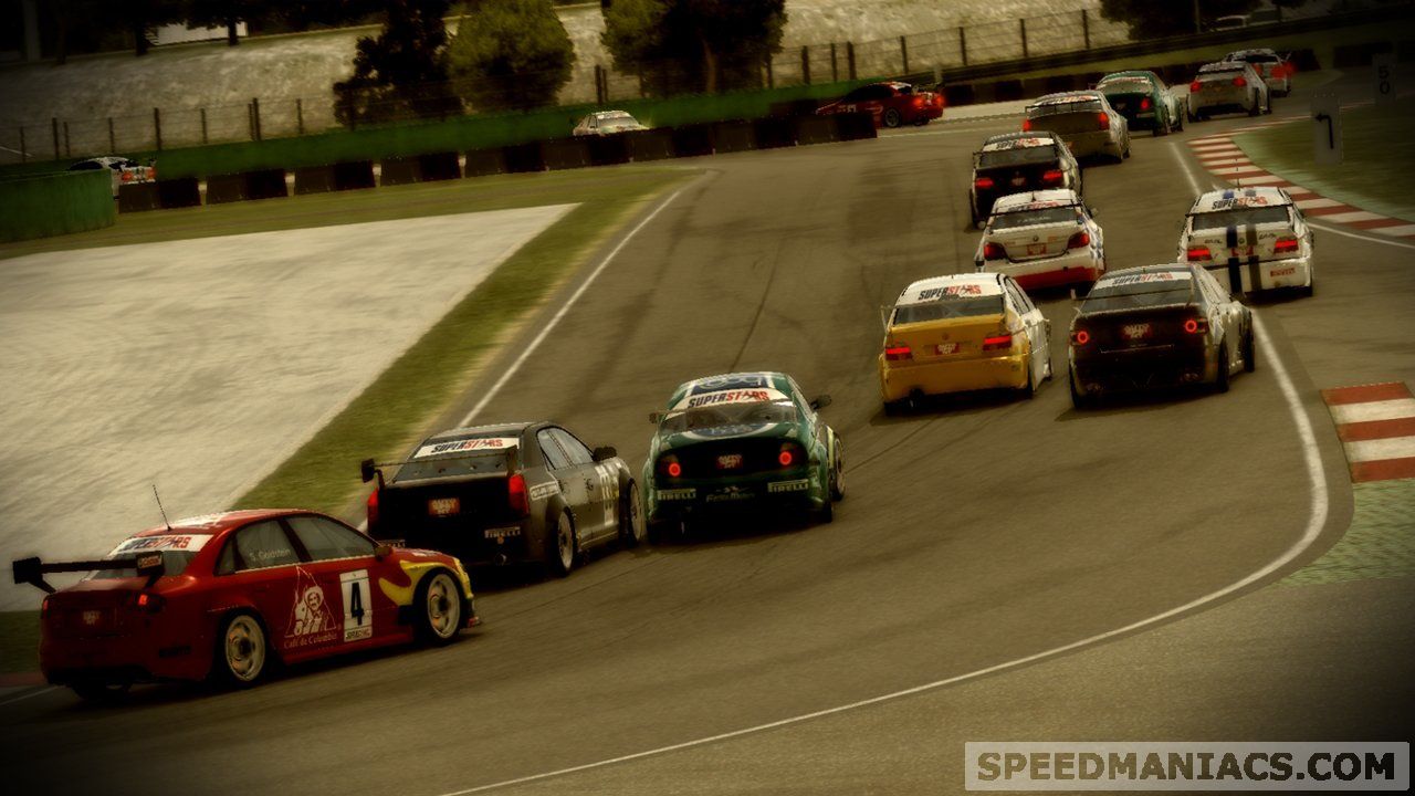 Spieletest: Superstars V8 Racing