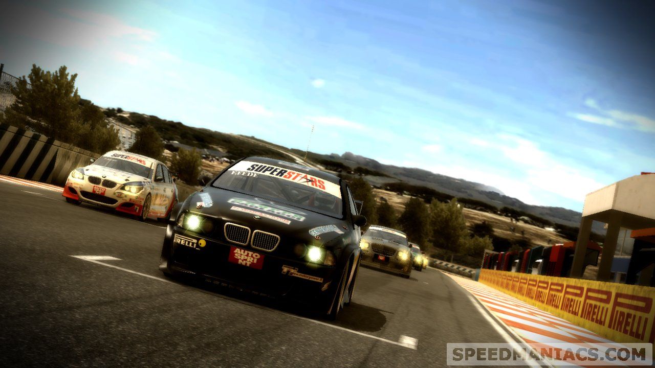 Spieletest: Superstars V8 Racing